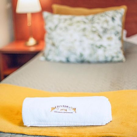 Zuvedra Hotel Игналина Екстериор снимка