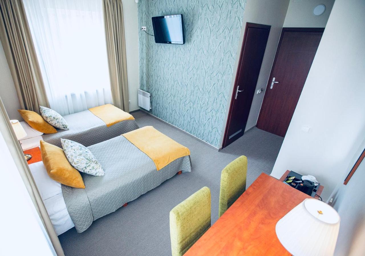 Zuvedra Hotel Игналина Екстериор снимка