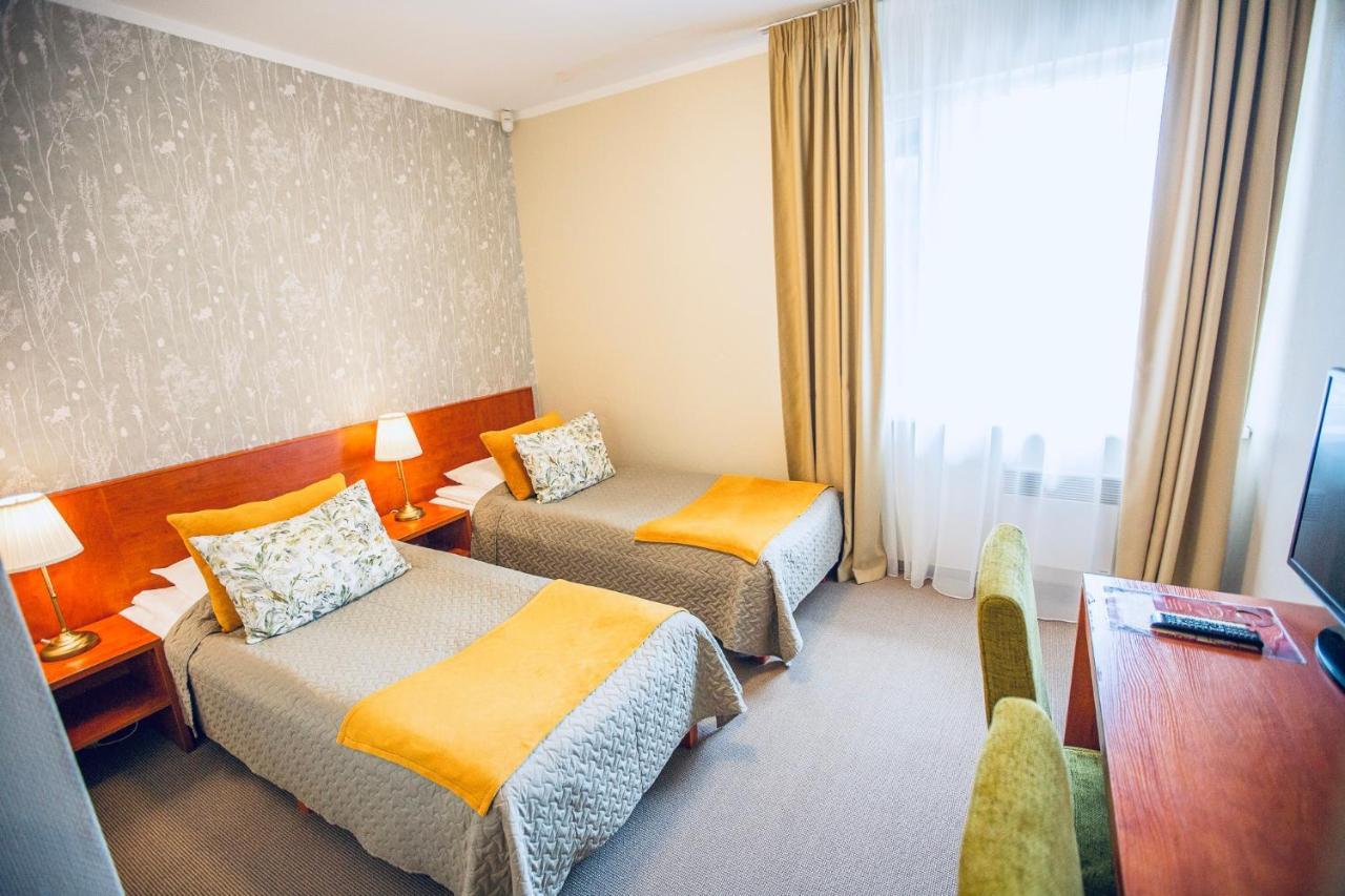 Zuvedra Hotel Игналина Екстериор снимка